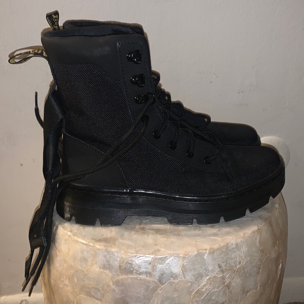 Dr Martens - OMBS TECH EXTRA TOUGH POLY BOOTS